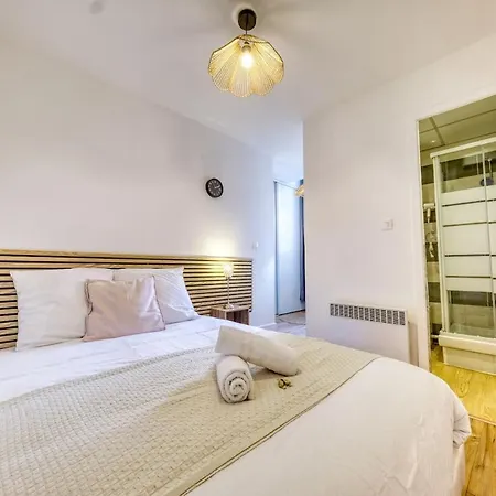 La Clemence - Close To Train Station - Garage Reims