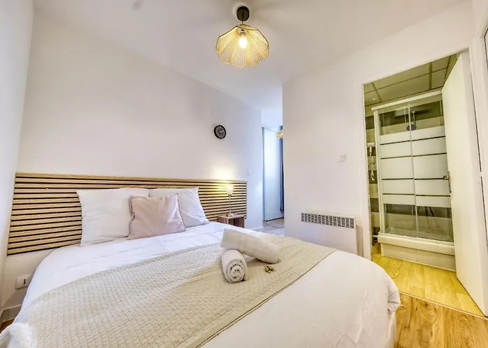 La Clemence - Close To Train Station - Garage Reims