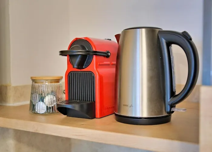 Apartment La Clemence - Close To Train Station - Garage *